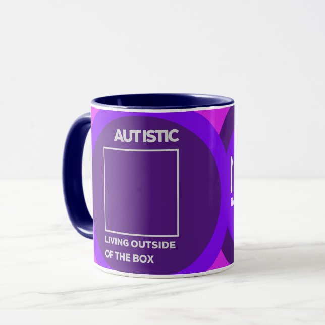 Autiste vivant à l'extérieur de la boîte Café Mug (Devant gauche)
