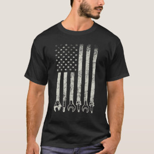Auto Mechanical US sa Flag Schlüssel und Spark Plu T-Shirt