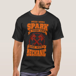 Auto-Mechanische Tuning-Schlaf mit einem mechanisc T-Shirt