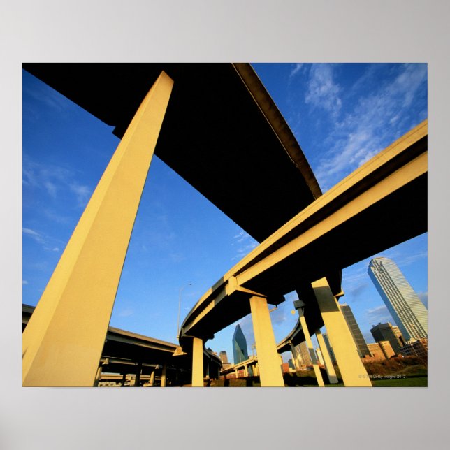 Autobahnüberführung in Dallas Poster (Vorne)