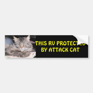 Autocollant De Voiture Ce rv protégé par le chat d'attaque