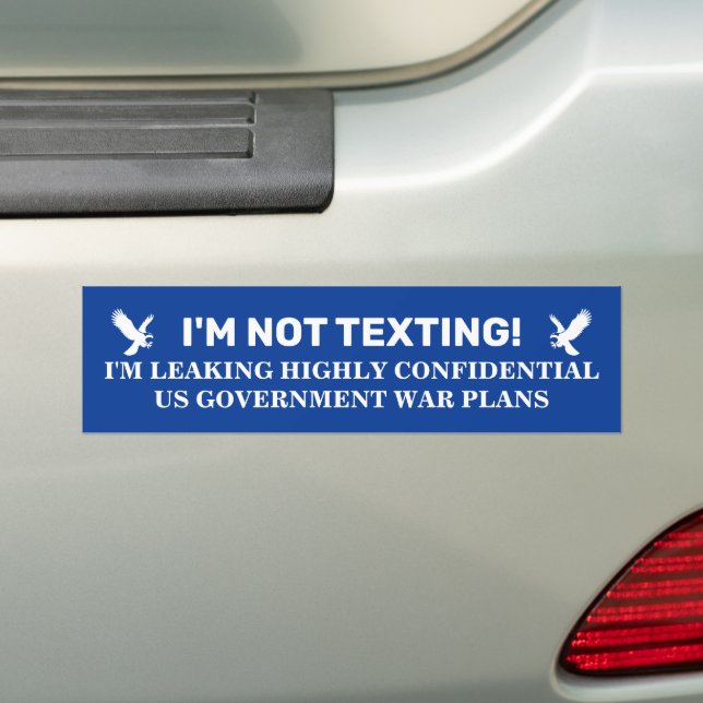Autocollant De Voiture I'm Not Texting, I'm Leaking Highly Confidential  (En voiture)