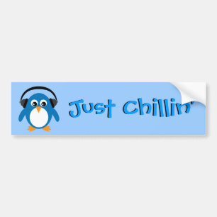 Autocollant De Voiture Juste pingouin de Chillin avec des écouteurs