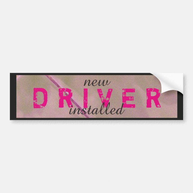 Autocollant De Voiture Nouveau pilote amusant installé rose noir (Devant)