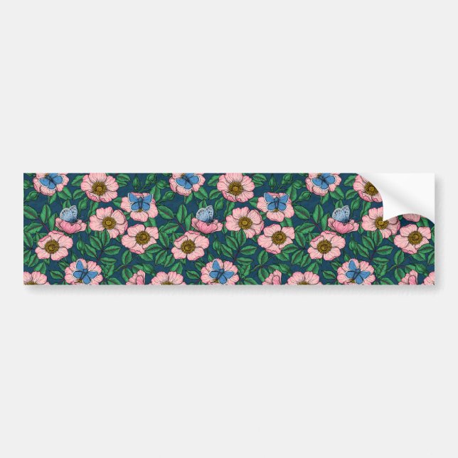 Autocollant De Voiture Rose de chien et papillons (Devant)