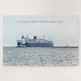 Autofähre bei Ludington North Breakwater Light