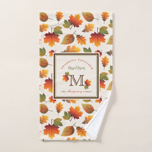 Automne/Automne Feuilles Famille Monogramme Action (Serviette à main)