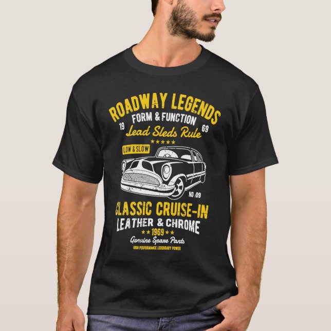 Automotive Nostalgia Classic Car Cruise in Distres T-Shirt (Vorderseite)