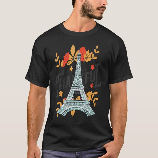 Autumn Leaves in Paris Eiffel Tower Fall Vibes in  T-Shirt (Vorderseite)