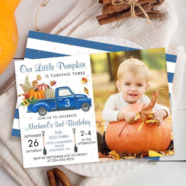 Autumn Pumpkin Verlasse Blue Truck Birthday Foto Einladung (Von Creator hochgeladen)