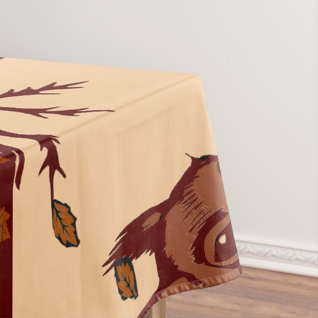 🐿️ Autumn Squirrel Tablecloth - Peach Tischdecke (Beispiel)