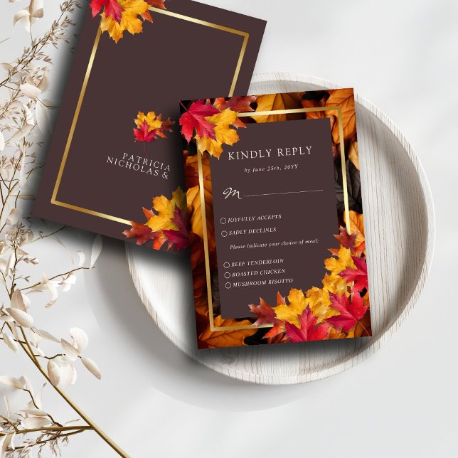 Autumn Woody Brown & Elegant Golden Frame Wedding RSVP Karte (Von Creator hochgeladen)