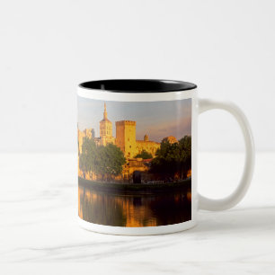 Avignon, Vaucluse, Provence, Frankreich, Rhone Zweifarbige Tasse