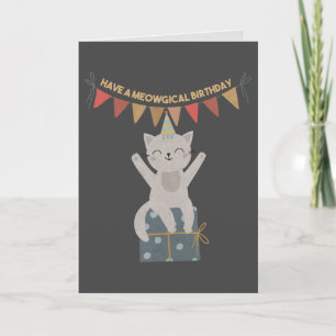 Avoir une carte de voeux pliée pour l'anniversaire