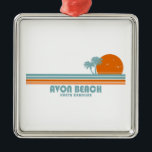 Avon Beach North Carolina Sun Palm Trees Ornament Aus Metall<br><div class="desc">Die Strände von Avon North Carolina werden durch lange Sandflächen mit sanften Dünen beschrieben. Der Angelplatz von Avon ist ein beliebter Ort für Ansammlungen.</div>