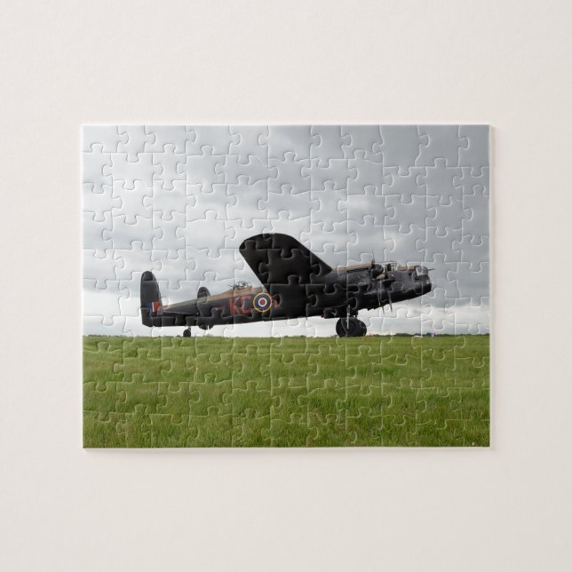 Avro Lancaster auf dem Feld (Horizontal)