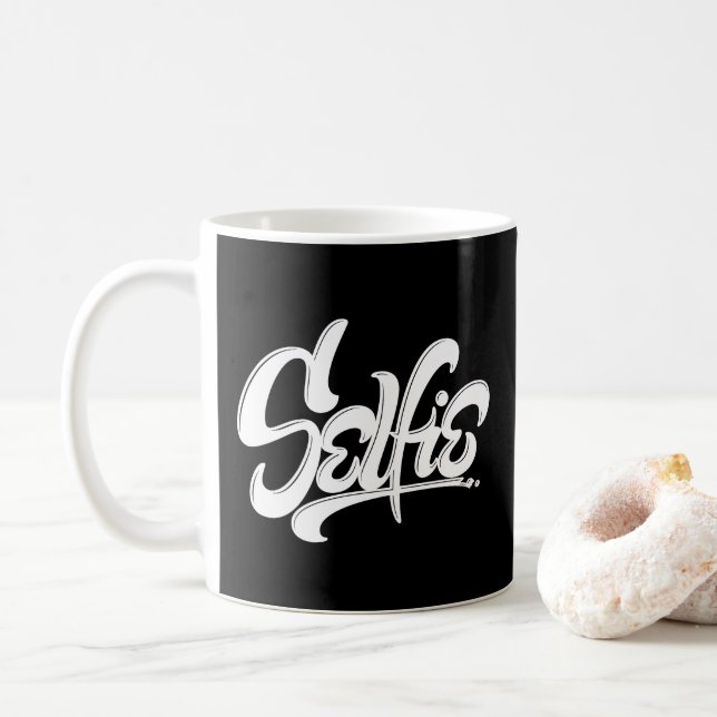 Awesome Skateboard Graffiti Selfie Street Art Mug (Avec donut)