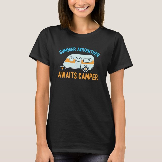 Awesome Summer Adventure Awaits Camper Camping Des T-Shirt (Vorderseite)