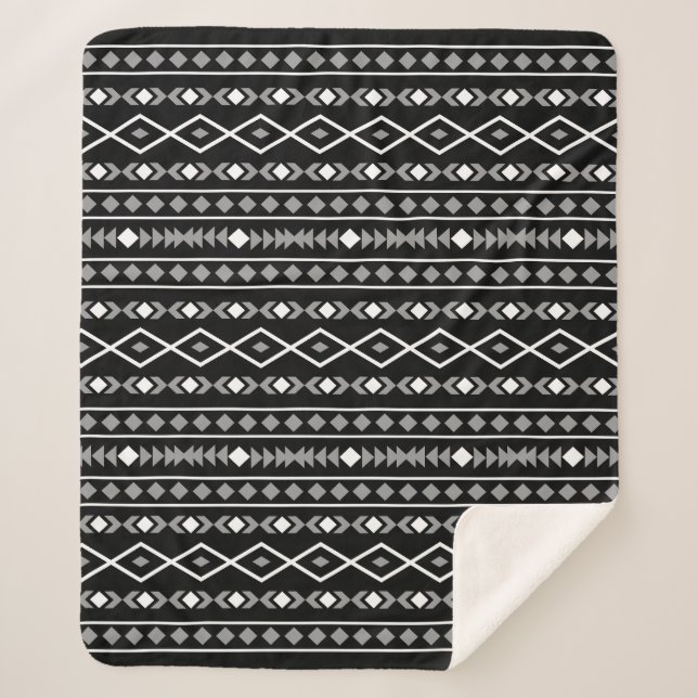 Aztec Shapes Pattern Grau Schwarz Sherpadecke (Vorderseite)