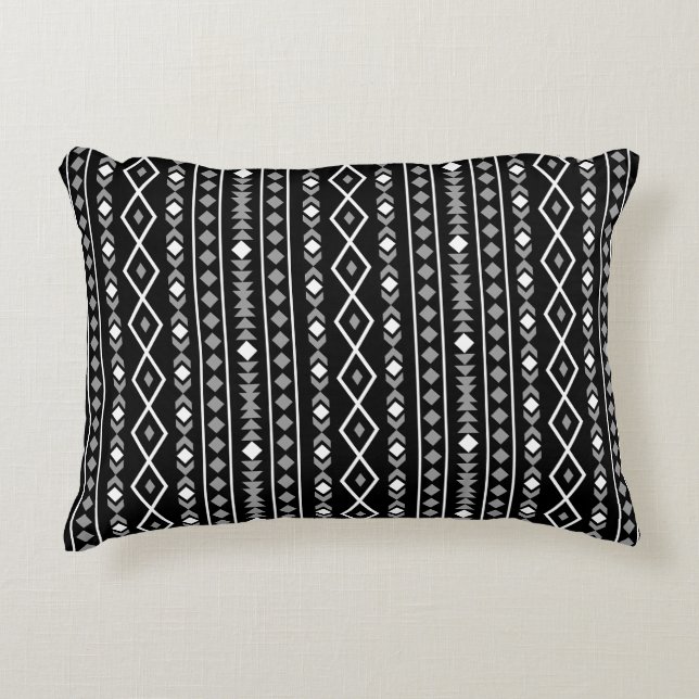 Aztec Shapes V Muster Grau Schwarz Dekokissen (Vorderseite)