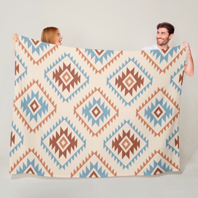 Aztec Style Motif Big Pattern Blue Crm Terracottas Fleecedecke (Beispiel)