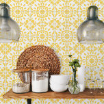 Azulejo Portugiesisches Mittelmeer Fliese<br><div class="desc">Diese Keramik Kachel ist ideal für Innenarchitektur oder Backsplash. Die Kachel weist ein portugiesisches, mediterranes Muster in warmen, gelben und weißen Farben auf, das sich perfekt für jeden Raum eignet. Nutzen Sie es als Akzent in Ihrer Küche, Ihrem Badezimmer oder im Wohnzimmer. Erhältlich in zwei Größen von 4, 25 x...</div>