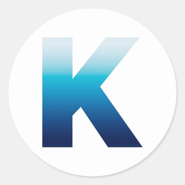 Azure Sky to Dark Ocean Blue Gradient Monogram K Runder Aufkleber (Vorderseite)