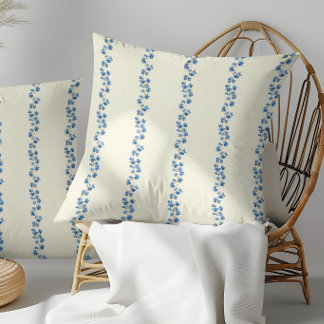 Azure Vine Retreat | Elegante blaue Flora Kissen