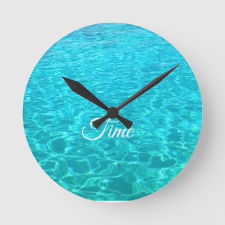 Azure water of Red sea Runde Wanduhr