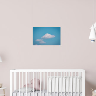 Azurne Träume: Minimalistische Sommerwolken Poster