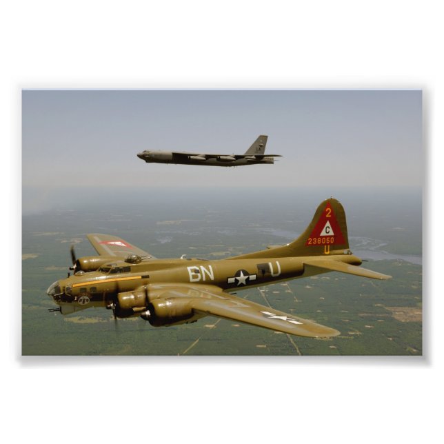 B17G und B52H Bomber im Flug Fotodruck (Vorne)