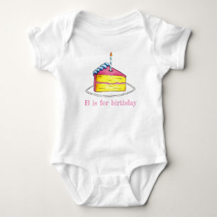 B ist für Birthday Cake Slice Candle Pink Alphabet Baby Strampler