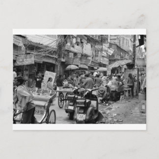 B&W Chaos in Delhi Postkarte