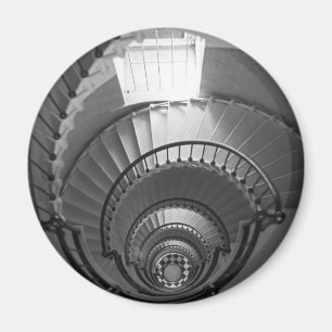 B&W gewundenes Leuchtturmtreppenhaus Magnet