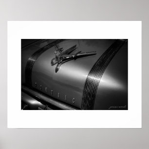 B&W Pontiac Chieftain Motorhaube Zierrat Poster Dr