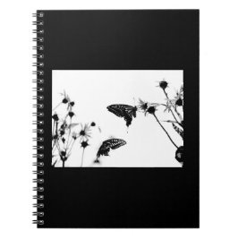 B/W Schmetterling auf einer Blume 6.5x8.75 Spiral  Notizblock