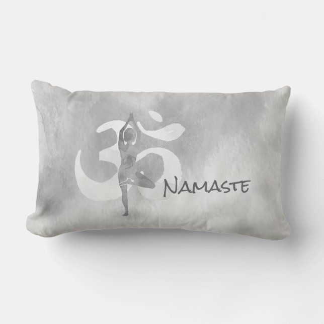 B&W Yoga Instructor Meditation Tree Pose Om Symbol Lendenkissen (Vorderseite)