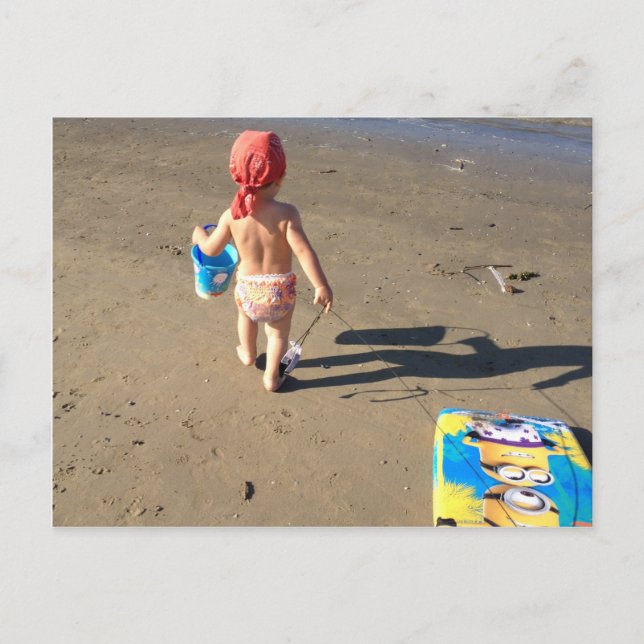 Baby am Strand Postkarte (Vorderseite)