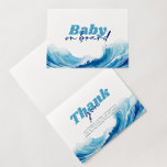 Baby an Bord Babydusche, Surf Baby Dankeskarte<br><div class="desc">Vielen Dank für Ihr Interesse an unserem Surf Baby "Baby on board"! Diese Karte ist perfekt für eine Babydusche im Sommer und ist eine wunderbare Möglichkeit, den Gästen für ihre nachdenklichen Geschenke und guten Wünsche zu danken. Mit seinem Strandmotiv und seinem surf-inspiriert Design erweckt es den fröhlichen Geist Ihrer Feier....</div>
