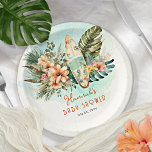 Baby an Bord Tropical Surf Neutral Baby Dusche Pappteller<br><div class="desc">Gender neutrale Baby Dusche Einladungs-Design, das gut für einen Jungen oder ein Mädchen funktioniert. Die tropische botanische Surfszene bietet im Sommer ein Surfthema mit Blumen- und Monstera-Hibiskus und Palmen. Design hat ein ozeanisches Strandstadtlebnis in Pfirsichtönen, Rosa, Terrakotta und Aqua mit Salbei grün bis aquamarine Vegetation. Gegenüber von Holiday Hearts Designs....</div>