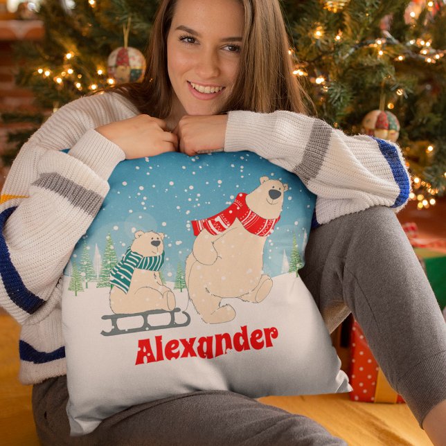 Baby Bear auf Schlitten im Winter Schnee ein feste Kissen (Von Creator hochgeladen)