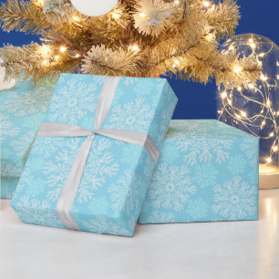 Baby Blau und Weiß Weihnachts-Schneeflocken-Muster Geschenkpapier