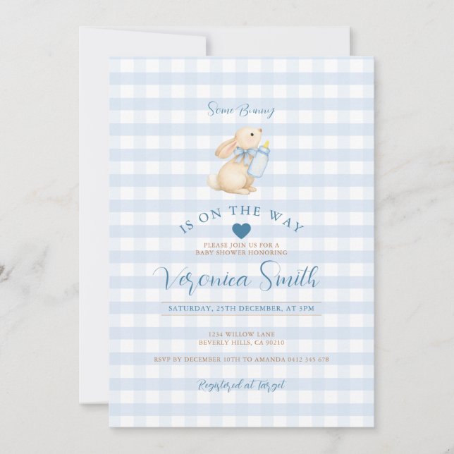 Baby Blue Gingham Bunny Baby Shower Invitation Einladung (Vorderseite)