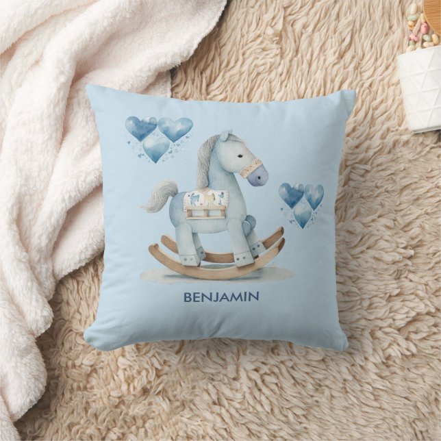 Baby Blue Kinderzimmer Rocking Horse Name Kissen (Decke)