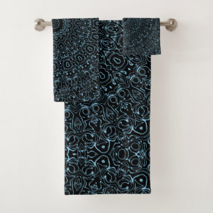 Baby Blue Mandala mit zarter Symmetrie Badhandtuch Set