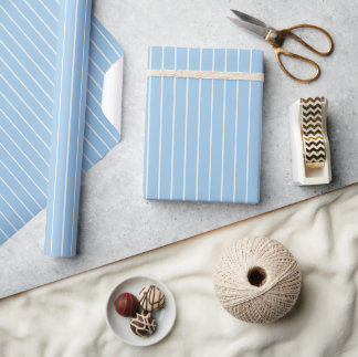 Baby Blue Pinstripe - Klassisch - Minimalistisch  Geschenkpapier