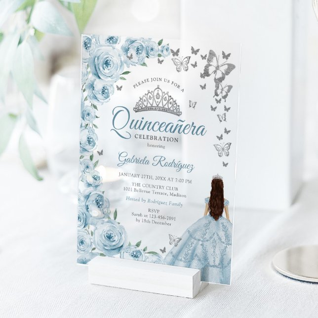 Baby Blue Silver Floral Quinceanera Acryleinladungen (Von Creator hochgeladen)