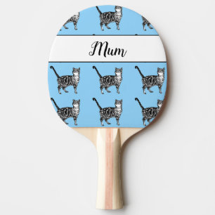 Baby Blue White Tabby Cats Whimsikische Mama Tischtennis Schläger