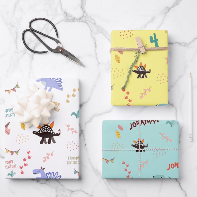 Baby Boy Dinosaurier Personalisiert Name & Alter G Geschenkpapier Set (Vorderseite)