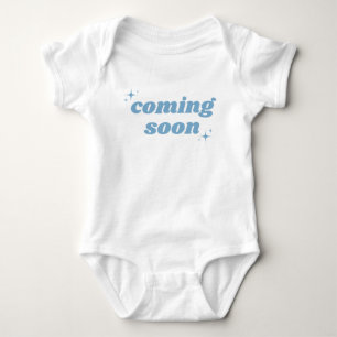 Baby Boy kommt bald Niedliche Schwangerschaft Offe Strampler